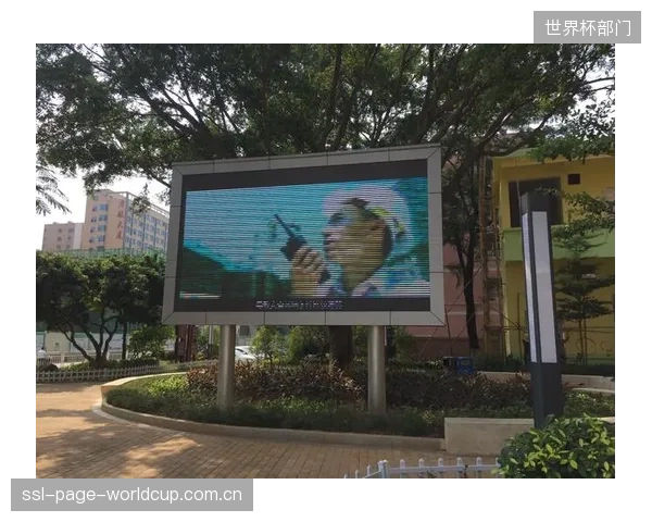 对于社区级体育场，非对称配光LED照明系统的投资回报周期已缩短至3.5年内